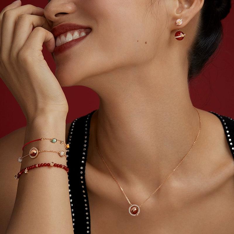 Tonglin Planet-Themed Bracelet – 18K Gold with Sparkling Gemstones for Wholesale