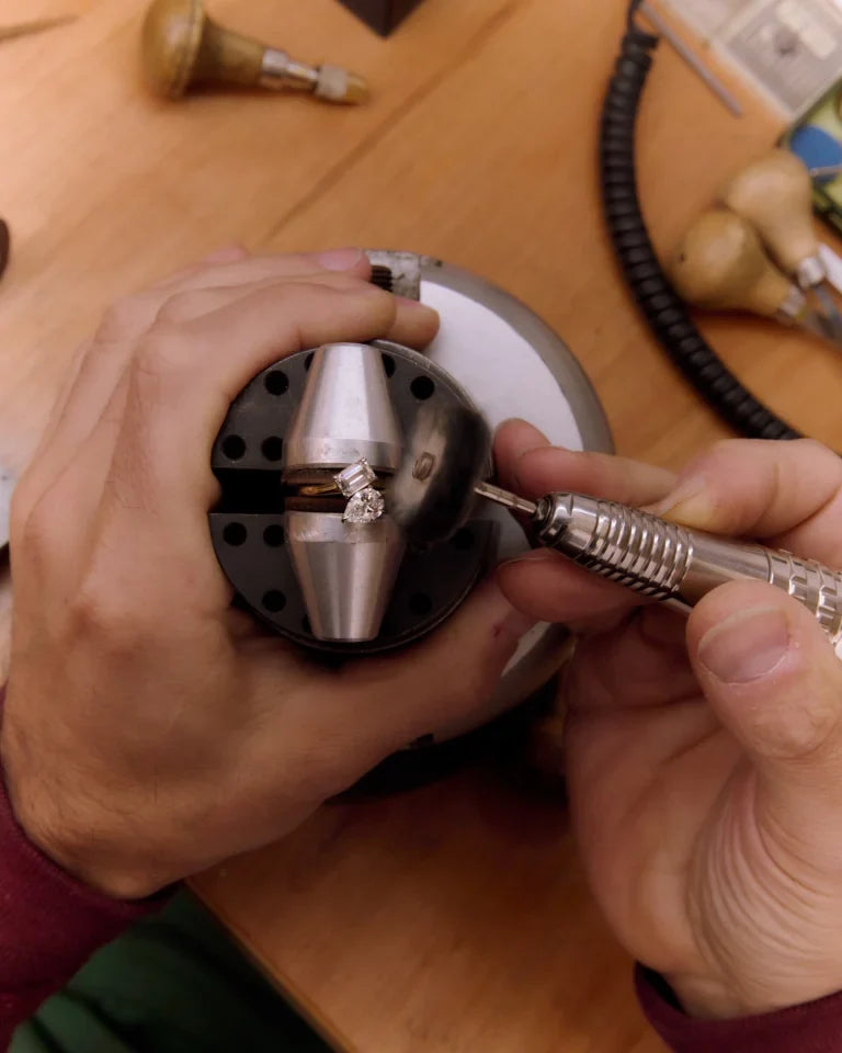 Jewelry Engraving Methods Explained: Laser, Hand and Machine Engraving