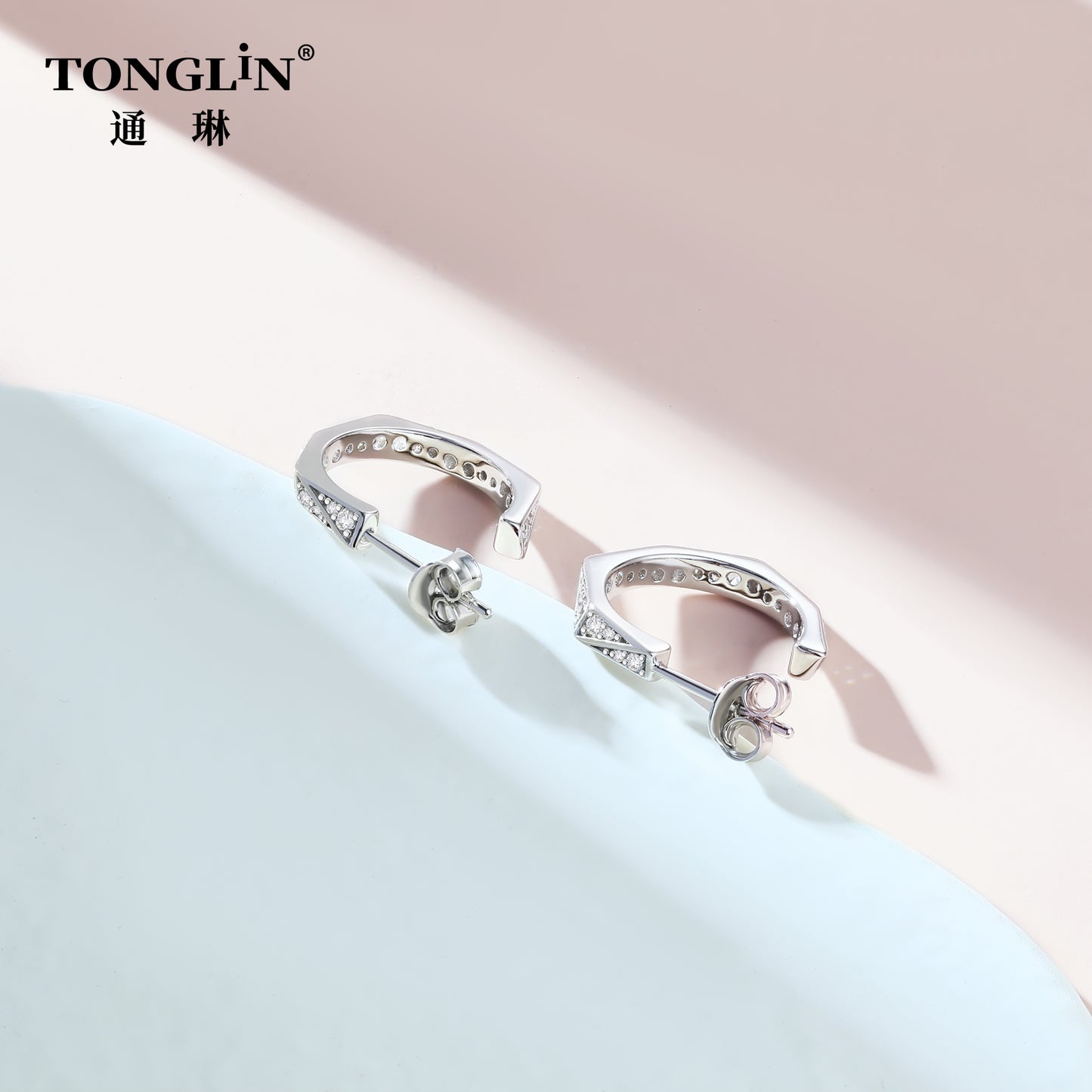 Tonglin Custom 18K Gold Irregular Diamond Earrings – Unique Design for Wholesale Jewelry Collections