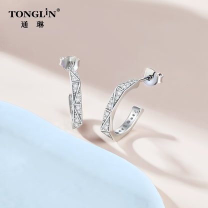 Tonglin Custom 18K Gold Irregular Diamond Earrings – Unique Design for Wholesale Jewelry Collections